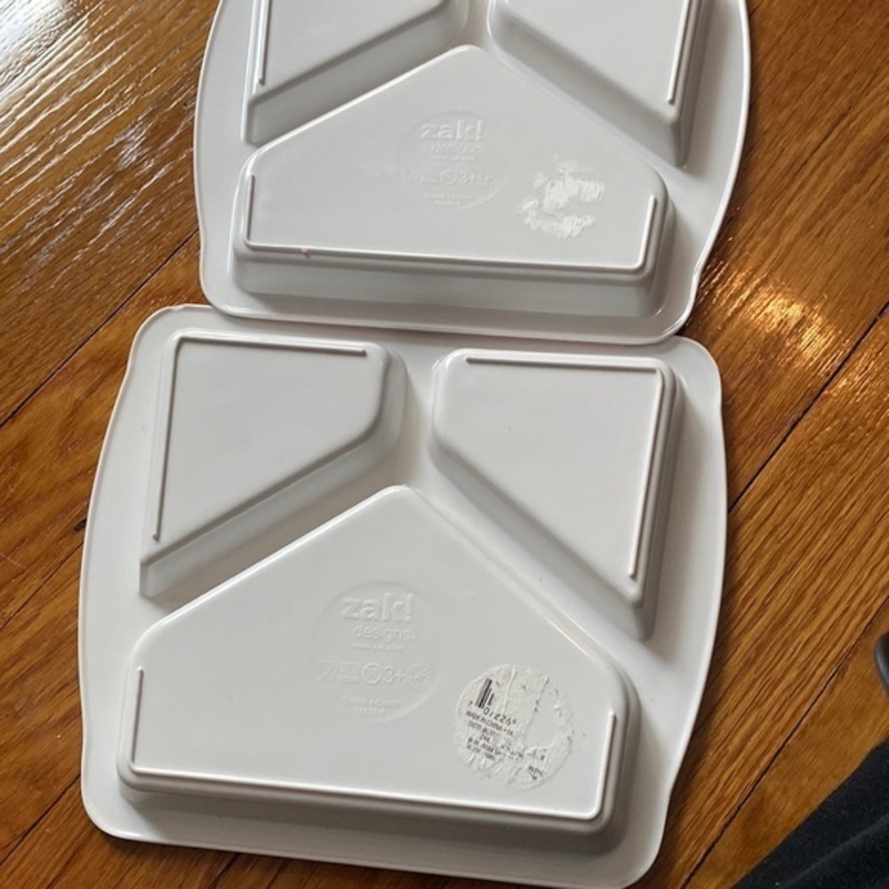 Disney CARS Zack plates some scratches see pics. - Picture 3 of 3